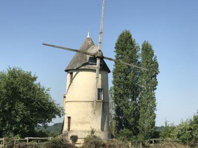Villa Moulin A Vent Le Champ Du Trail Saint-Cyr-des-Gats Exterior foto