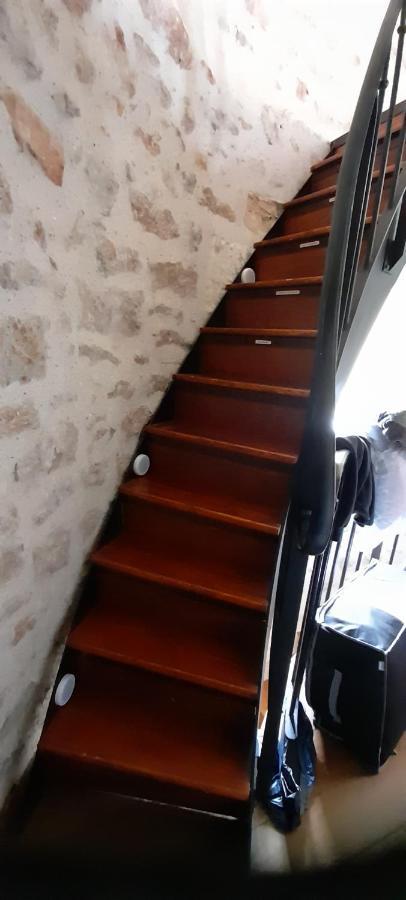 Villa Moulin A Vent Le Champ Du Trail Saint-Cyr-des-Gats Exterior foto