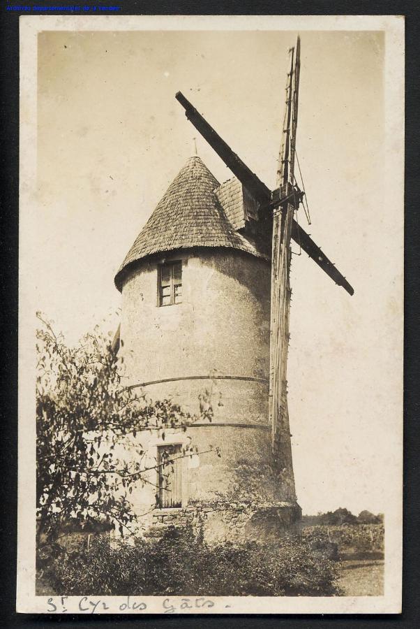 Villa Moulin A Vent Le Champ Du Trail Saint-Cyr-des-Gats Exterior foto